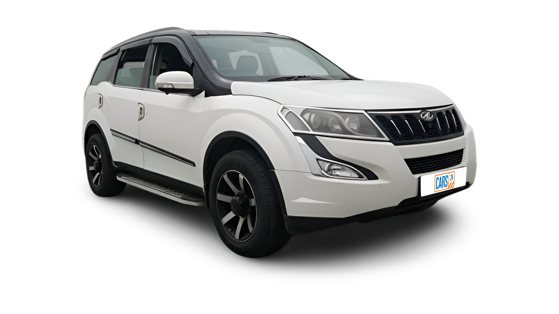 Mahindra XUV500-img